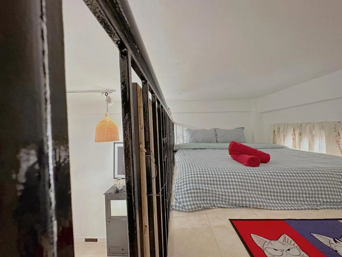 Black And White Dist 1 Ho Chi Minh City Apartment