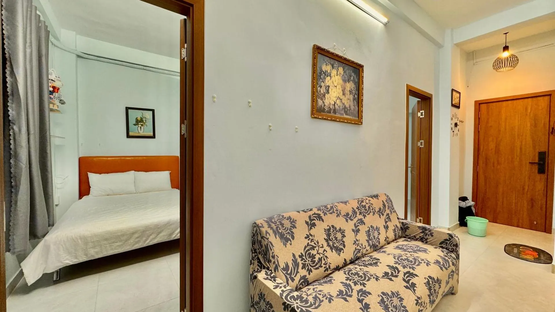 Black And White Dist 1 Ho Chi Minh City Apartment