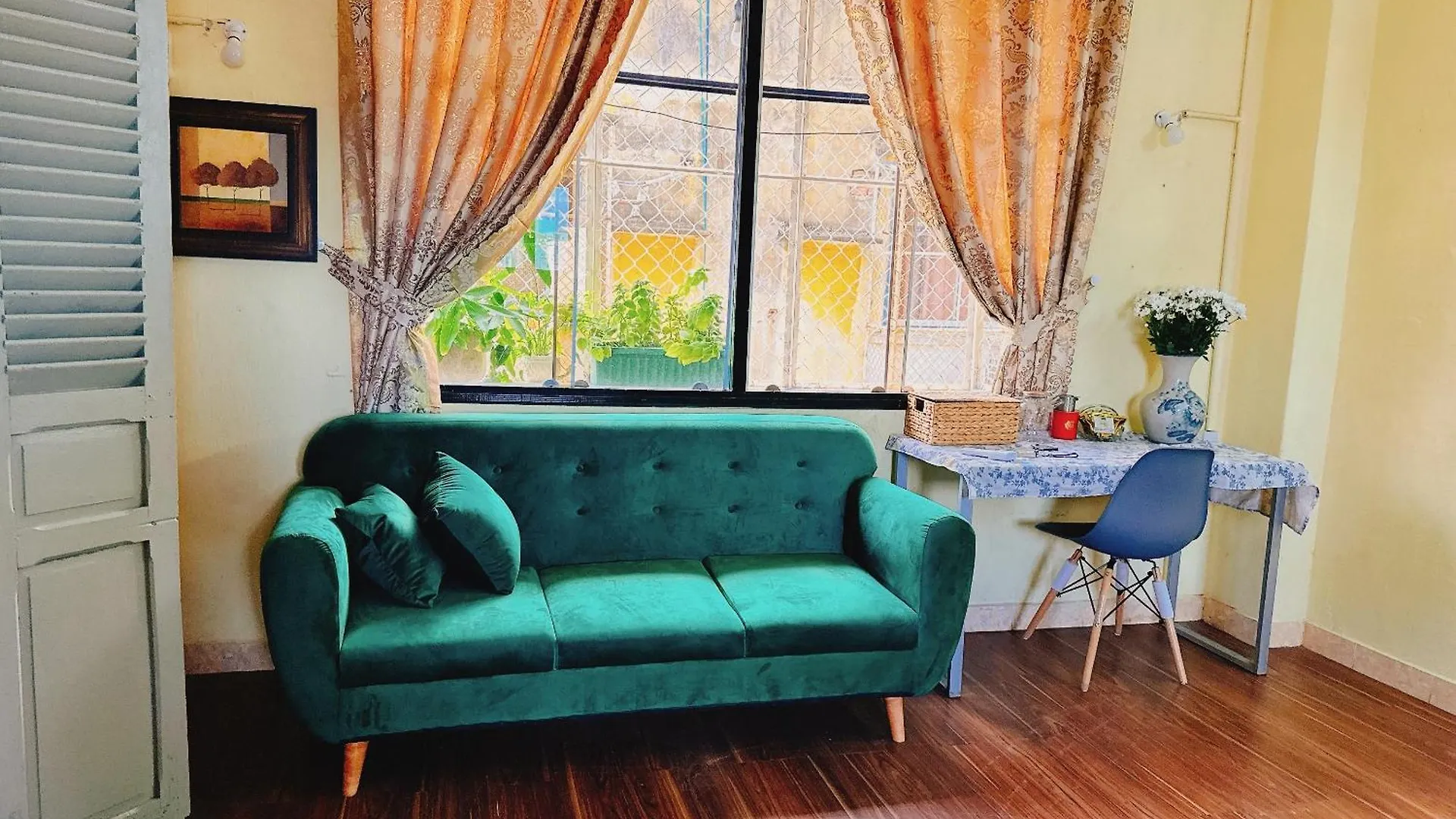 Apartment Black And White Dist 1 Ho Chi Minh City Vietnam